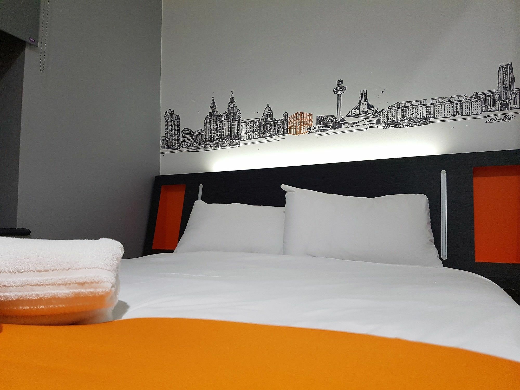 Easyhotel Ливерпуль Экстерьер фото