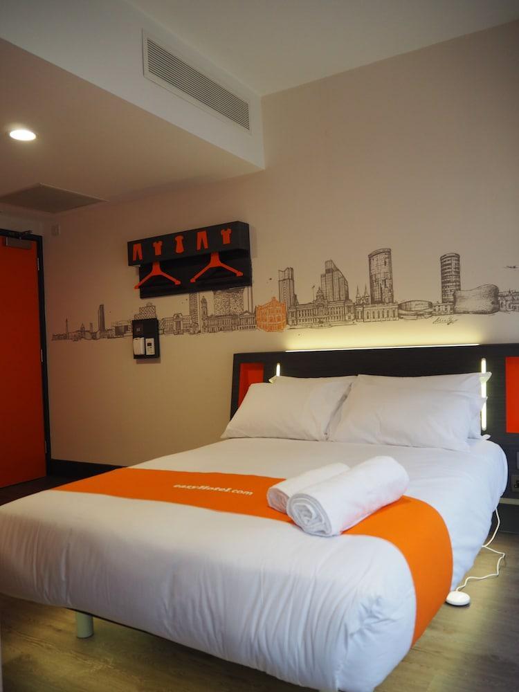 Easyhotel Ливерпуль Экстерьер фото